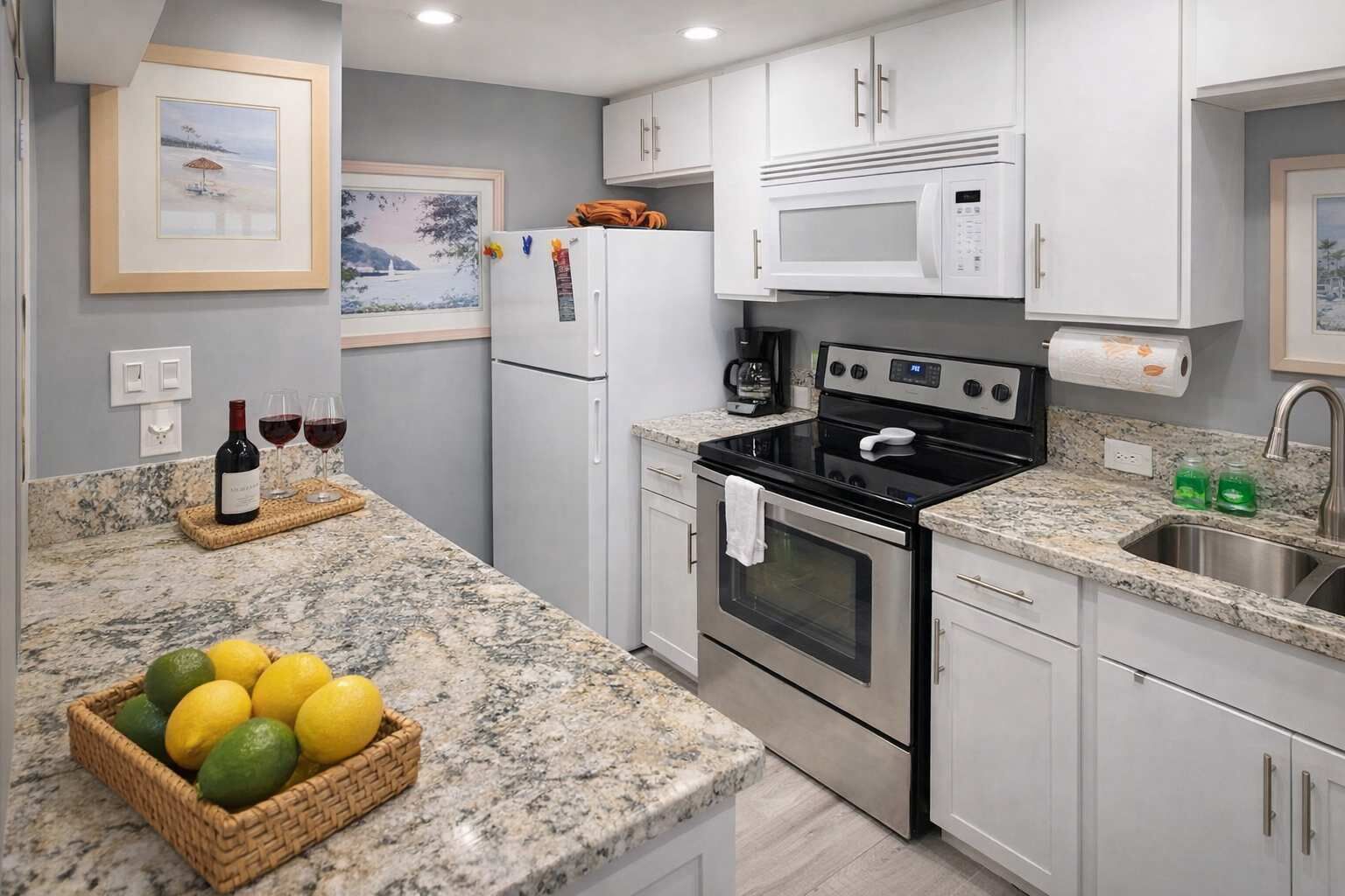 콘도, 침대(여러 개), 발코니, 부분 바다 전망 | 전용 주방 | 냉장고, 전자레인지, 오븐, 쿡탑