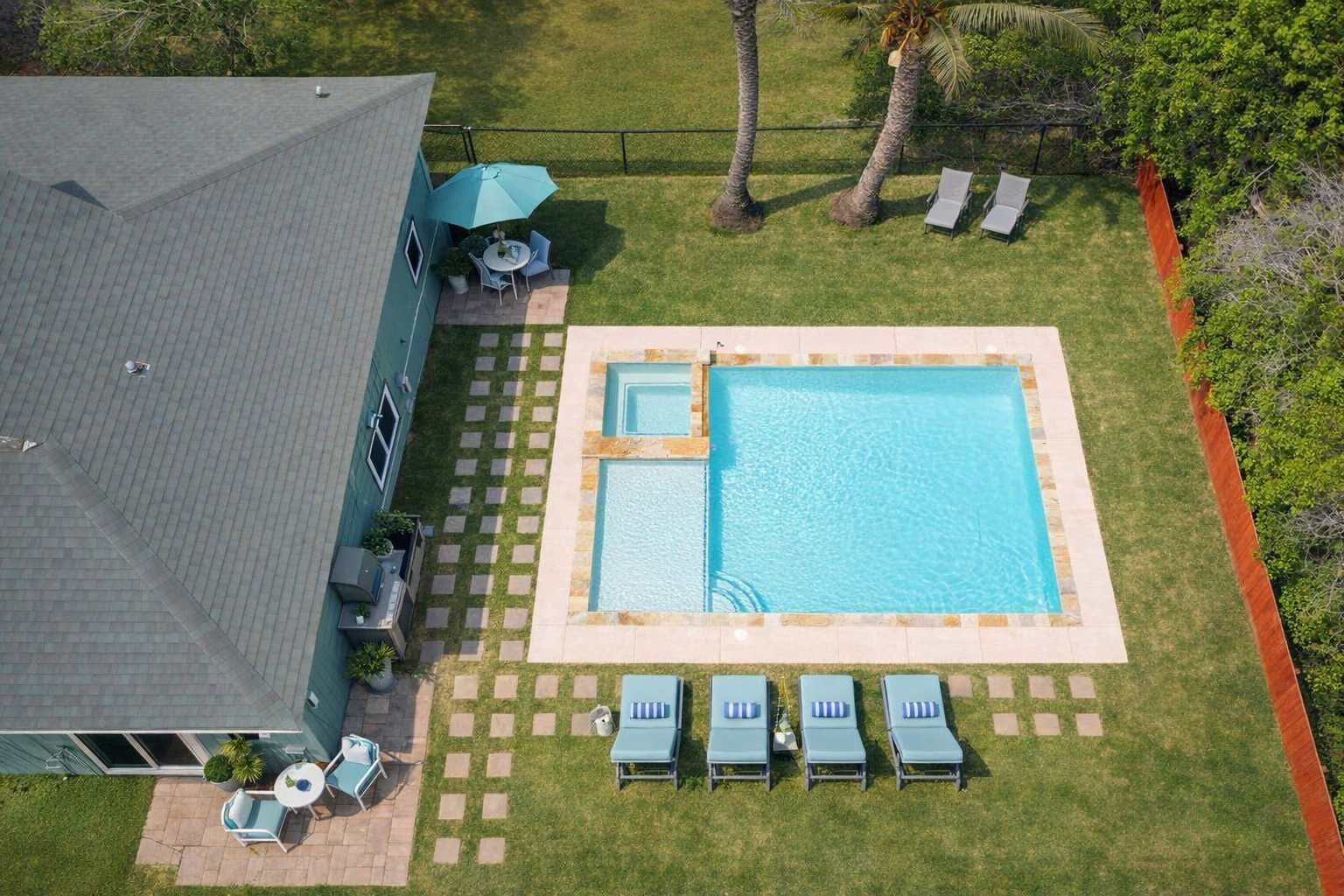 Piscine extérieure