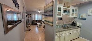 Apartment, Multiple Beds, Patio, Garden View | Interior