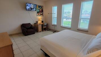 Condo, Multiple Beds, Private Pool, Pool View | 2 bedrooms, free WiFi