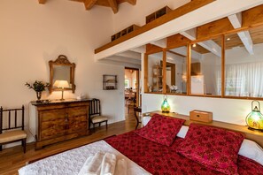 2 makuuhuonetta, silitysrauta/-lauta, ilmainen Wi-Fi, vuodevaatteet