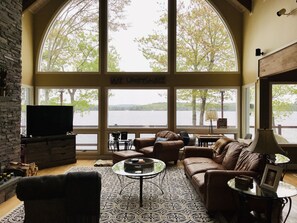 TV, fireplace, table tennis