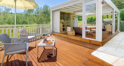 Villa with pool, Jacuzzi and SPA with 4 suites in Rimini