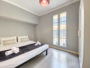 1 bedroom, iron/ironing board