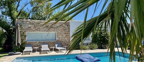 屋外プール、温水プール