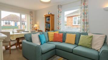 Cottage | Living area