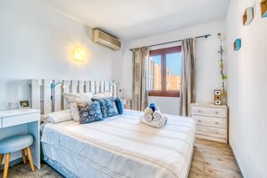 2 Schlafzimmer, Bügeleisen/Bügelbrett, kostenloses WLAN, Bettwäsche
