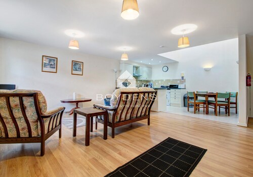 Nestled in the heart of Frinton on Sea is this terraced mews cottage offering open plan living