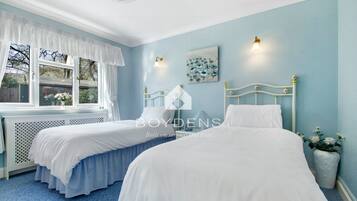 3 chambres, fer et planche Ă repasser, lit parapluie, Wi-Fi gratuit