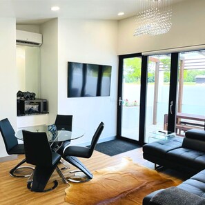 تلفزيون ذكي