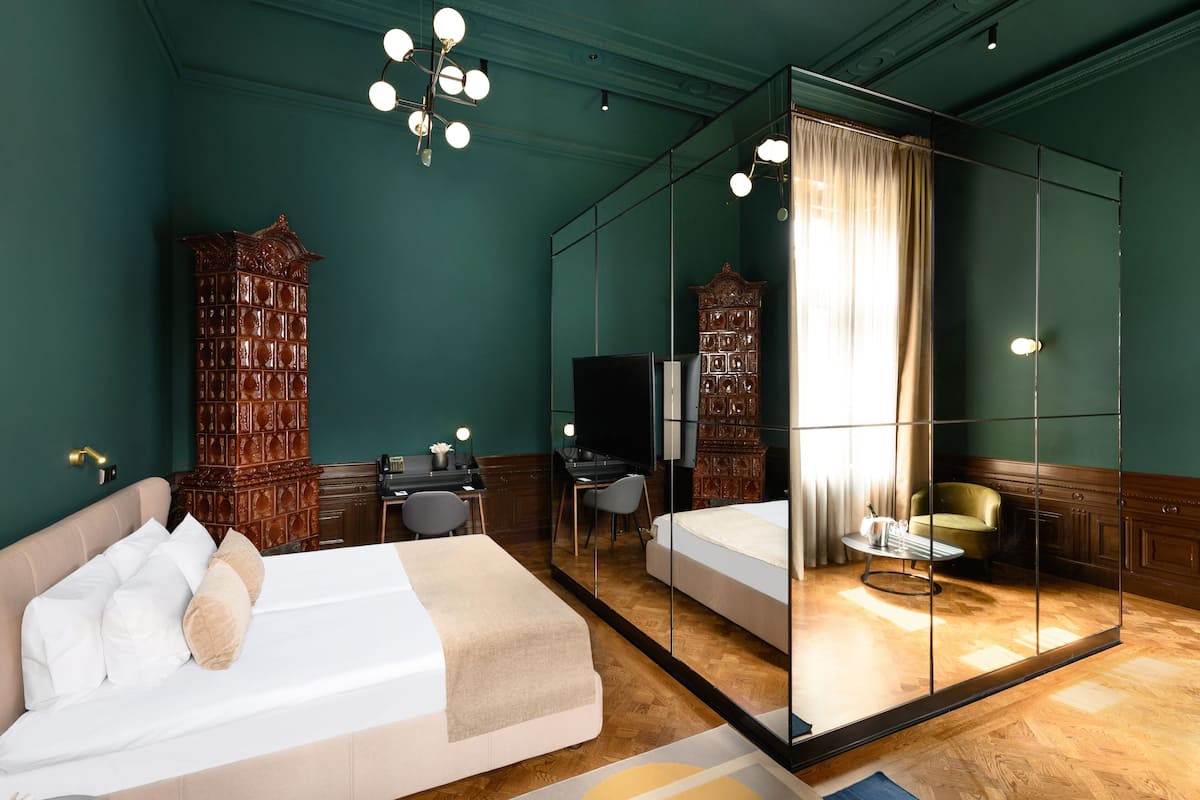 Junior Room