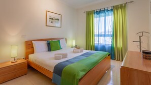 2 soverom, strykejern/-brett, wi-fi (inkludert) og sengetøy