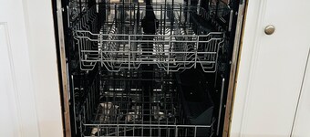 House with beautiful mountain view! 5 min to SUU