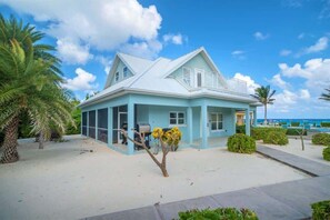 Exterior - Luxury 3bd Beach View, # 3 Blue, Stunning Views (North Side)