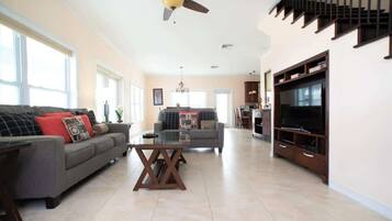 Télévision, espaces bureaux