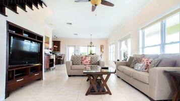 Televisie en een kantoor