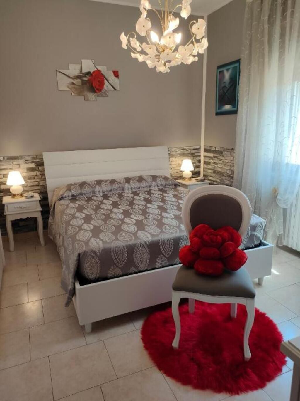 1 chambre, bureau, fer et planche à repasser, Wi-Fi gratuit