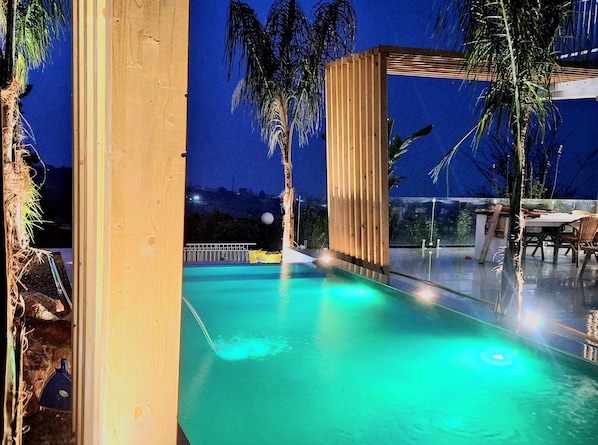 Piscine extérieure