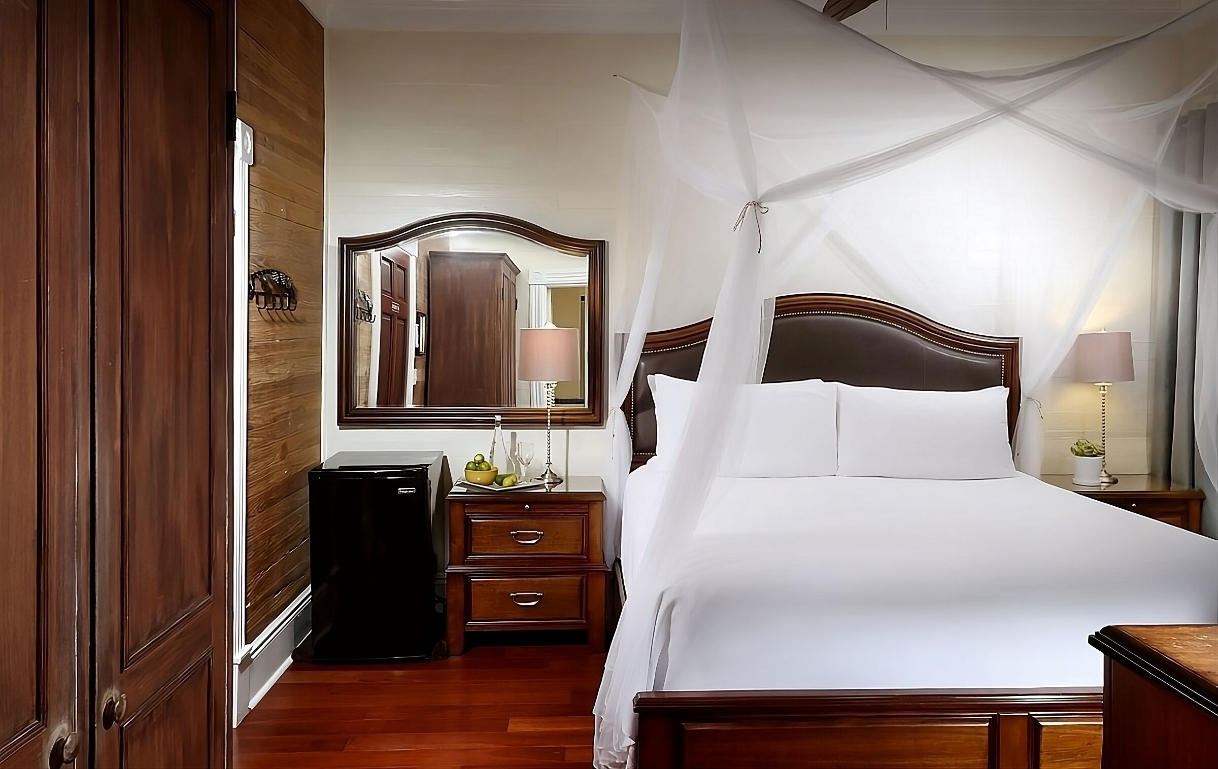 Avalon King - Adults Only at The Guesthouses at Southernmost Beach Resort