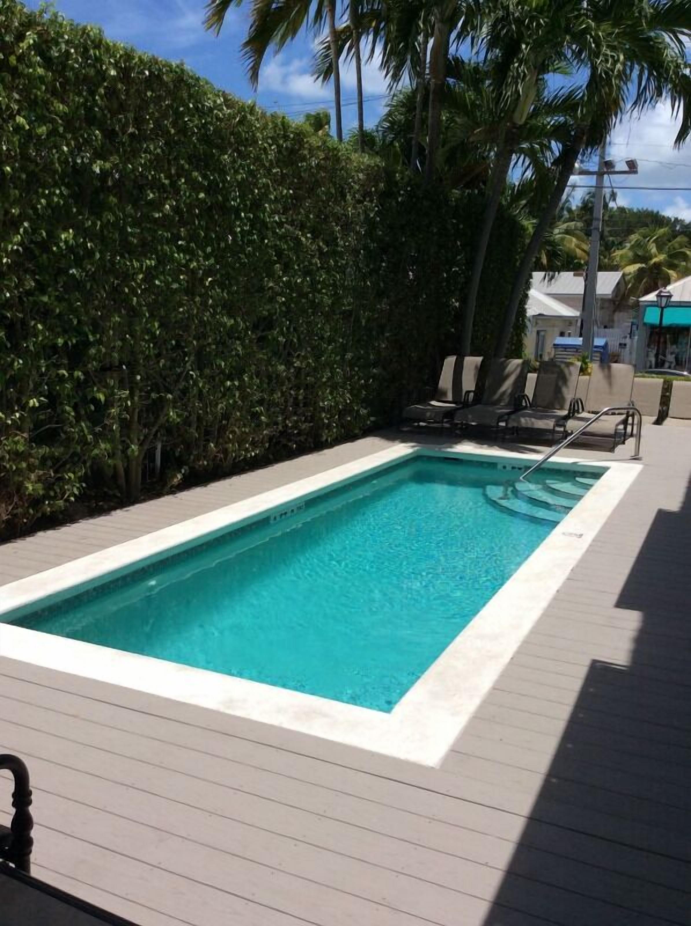 Making The Best Memories Along The Way! Pool, On-Site Bar, Near Audubon House