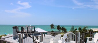 Panoramic Ocean Views, Sleeps 10, Heated Pool