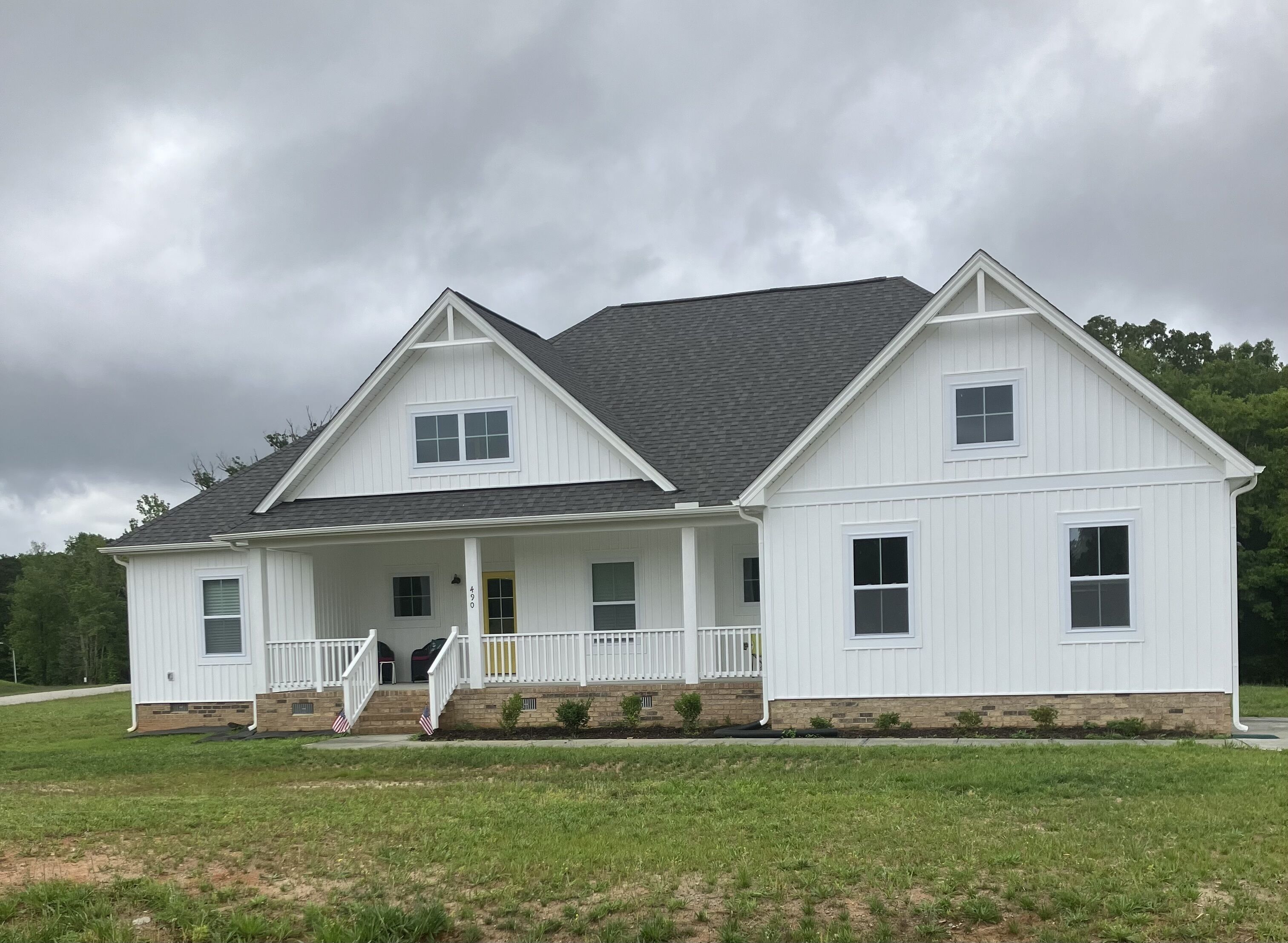 Brand new home on Kerr Lake