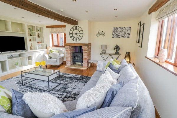 Cottage | Interior