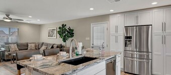 Family Friendly Getaway 3bd/2ba w/ Pool