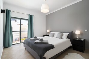 2 Schlafzimmer, Zimmersafe, Bügeleisen/Bügelbrett, Reisekinderbett