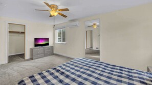 3 bedrooms, WiFi, bed sheets