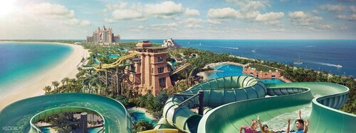 Beach, Ocean View Pool, King Bed - Walking distance to Restaurants & the Beach!