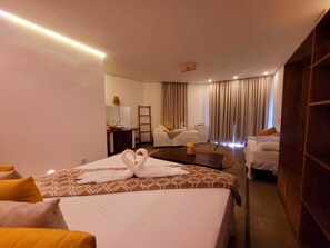 Kamar Mewah, 1 kamar tidur, pemandangan kebun | Minibar, Wi-Fi gratis, dan seprai linen