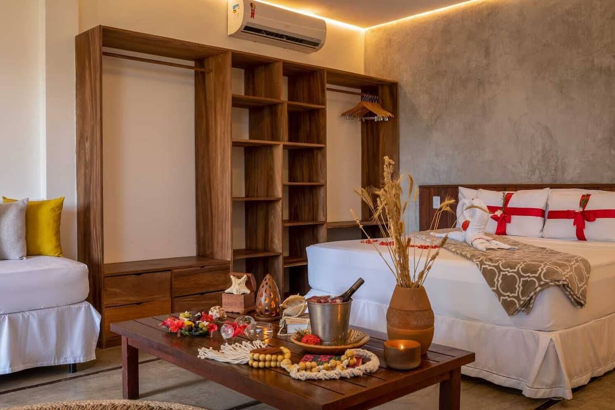 Luxury-Zimmer, 1 Schlafzimmer, Gartenblick | Minibar, kostenloses WLAN, Bettwäsche