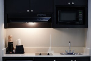 Schreibtisch, Bügeleisen/Bügelbrett, kostenloses WLAN, Bettwäsche