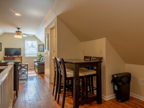 House, Multiple Beds, Kitchen | Private kitchen | Fridge, microwave, oven, stovetop - Country Lovin' (Nashville)