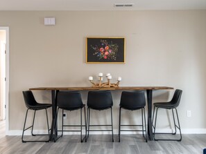 House, Multiple Beds, Kitchen | Private kitchen | Fridge, microwave, oven, stovetop - Madison Manor (Madison)