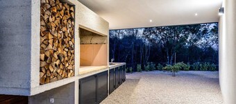 Villa Larra with heated pool & Jacuzzi