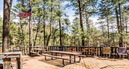 Ponderosa Cabins 104 N Laurel cabin 14