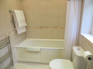 Bungalow, Private Bathroom | Bathroom - Little Hayman Lodge (Hunstanton)