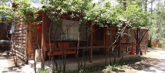 Ponderosa cabins 104 N Laurel cabin 15