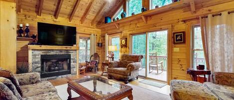 Fernseher, Kamin, DVD-Player, Tischfußball