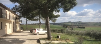 Apartment in farmhouse from the late 1800s, in the vicinity of Perugia