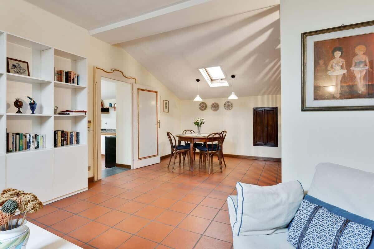 Televisión, oficina