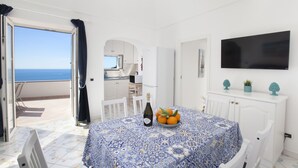 Unclassified image, 4 of 38, button - Estate4home - Casa Darly (Positano)