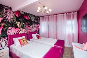 4 Schlafzimmer, Bügeleisen/Bügelbrett, WLAN, Bettwäsche