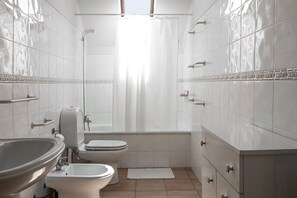 Hair dryer, towels - Baleal Blue Ocean - 5min walking to the Beach (Peniche)