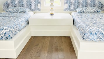 3 dormitorios, tabla de planchar con plancha, wifi gratis y ropa de cama