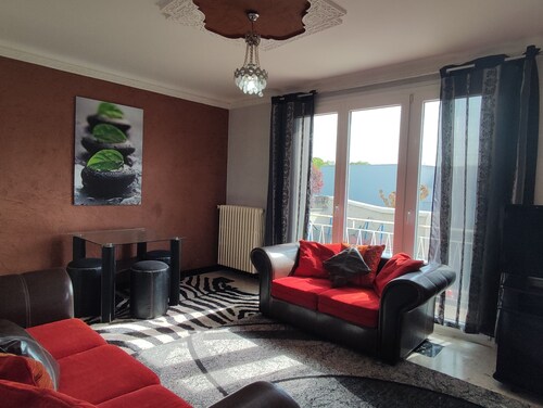 Charming apartment with garden and balcony