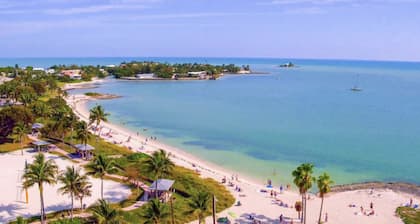 The Florida Keys Treehouse in Marathon, FL