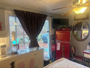 1 bedroom, iron/ironing board, WiFi